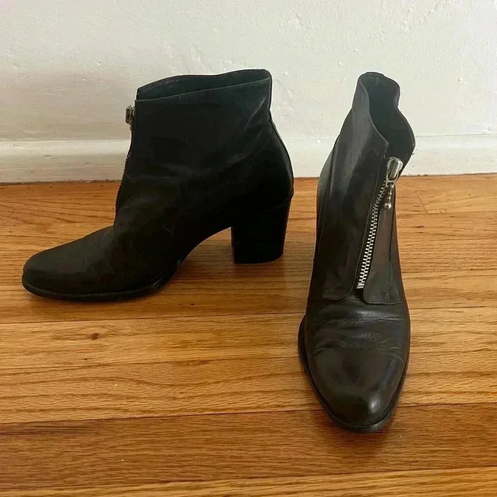 Vintage Guess Ankle boots size 7.5